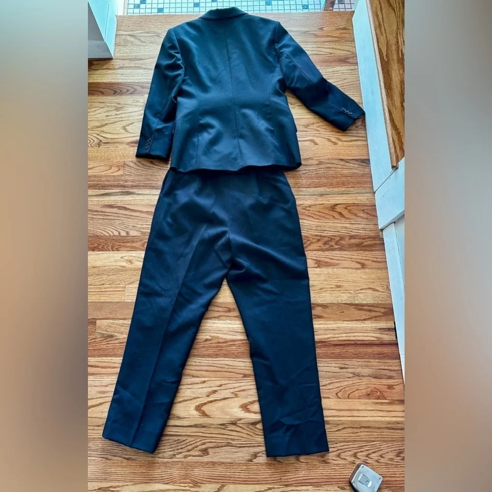 Pendleton Black Women's Pantsuit - all wool - 14 Petite